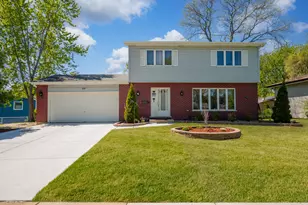 630 S Walnut Ln, Schaumburg, IL 60193 - Photo 1