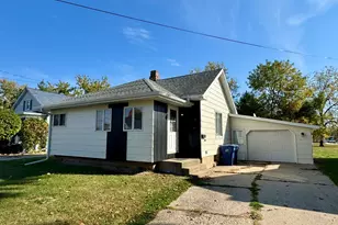 1526 Crosat St, Lasalle, IL 61301 - Photo 1