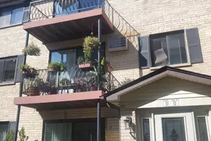 5159 N East River Rd, Chicago, IL 60656 - Photo 1