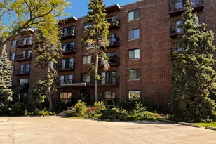 6525 N Nashville Ave, Chicago, IL 60631 - Photo 1