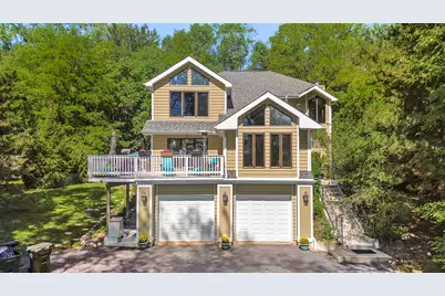 902 Spring Beach Way, Cary, IL 60013 - Photo 1