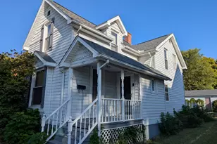 347 W Franklin St, Paxton, IL 60957 - Photo 1