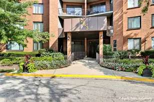 263 S Clubhouse Dr, Palatine, IL 60074 - Photo 1