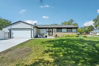 998 Willson Drive, Des Plaines, IL 60016 - Photo 1
