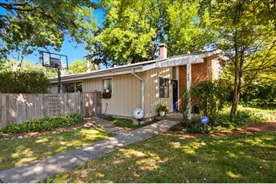 900 Cambridge Lane, Wilmette, IL 60091 - Photo 1