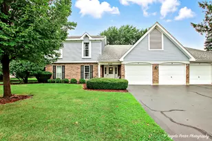 207 N Creekside Trail, McHenry, IL 60050 - Photo 1