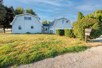 17487 Walden Road, Hudson, IL 61748 - Photo 1