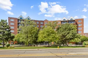 7120 N Milwaukee Ave, Niles, IL 60714 - Photo 1