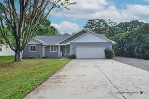 5006 Hickory Wy, Johnsburg, IL 60051 - Photo 1