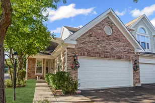 807 Fairmont Ct, Des Plaines, IL 60018 - Photo 1