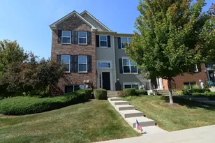 533 Town Center Blvd, Gilberts, IL 60136 - Photo 1