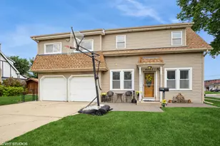 4001 N Denley Ave, Schiller Park, IL 60176 - Photo 1