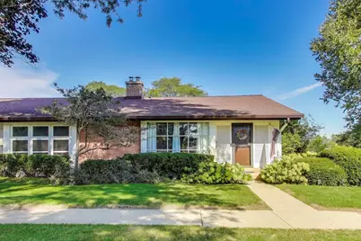 270 Crestwood Village, Northfield, IL 60093 - Photo 1