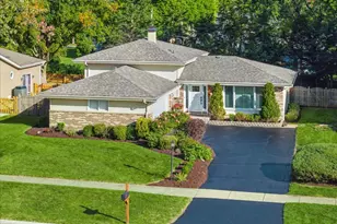 564 E Princeton St, Palatine, IL 60074 - Photo 1