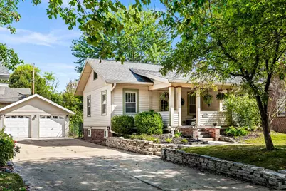 18 Harwood Place, Bloomington, IL 61701 - Photo 1