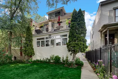 1812 W Estes Avenue, Chicago, IL 60626 - Photo 1