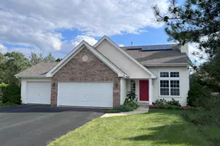 10912 Dixon Pines Cir, Machesney Park, IL 61115 - Photo 1