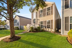 687 Serendipity Dr, Aurora, IL 60504 - Photo 1