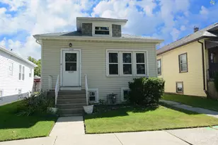 2233 N 73rd Ct, Elmwood Park, IL 60707 - Photo 1