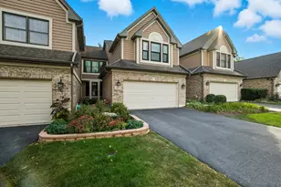 511 Rosebud Dr S, Lombard, IL 60148 - Photo 1