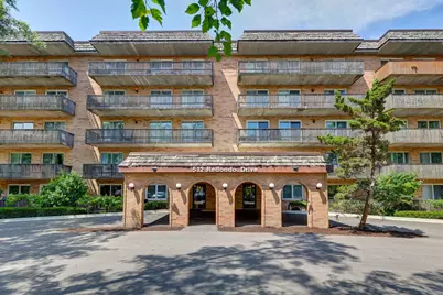 512 Redondo Drive #112, Downers Grove, IL 60516 - Photo 1