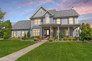 401 John Marshall Ln, Sycamore, IL 60178 - Photo 1