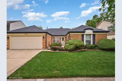 620 Cobblestone Lane, Buffalo Grove, IL 60089 - Photo 1