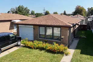 12917 S Marquette Ave, Chicago, IL 60633 - Photo 1