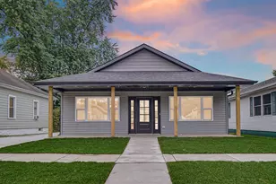 1228 Grant St, Morris, IL 60450 - Photo 1