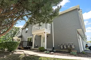 2725 Weeping Willow Dr, Lisle, IL 60532 - Photo 1