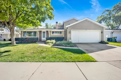 859 Beechwood Road, Buffalo Grove, IL 60089 - Photo 1