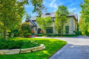 1098 Sheridan Rd, Highland Park, IL 60035 - Photo 1