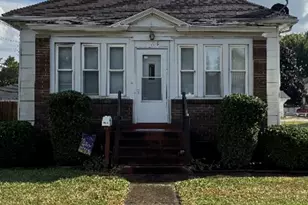 1119 E Main St, Streator, IL 61364 - Photo 1