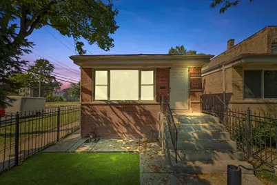 600 N Monticello Avenue, Chicago, IL 60624 - Photo 1