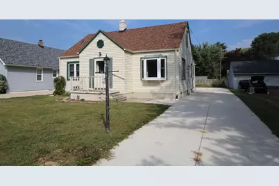 632 Drexel Boulevard, Machesney Park, IL 61115 - Photo 1