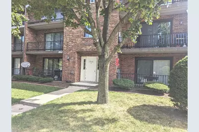 10501 S Highland Avenue #305C, Worth, IL 60482 - Photo 1