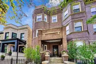 3760 N Wayne Ave, Chicago, IL 60613 - Photo 1