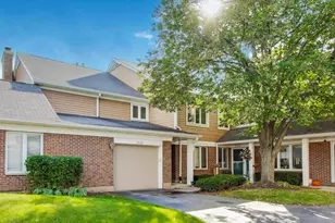 1532 N Courtland Dr, Arlington Heights, IL 60004 - Photo 1