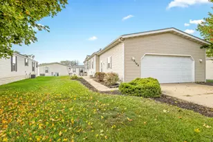 2109 Ivy Ln, Belvidere, IL 61008 - Photo 1