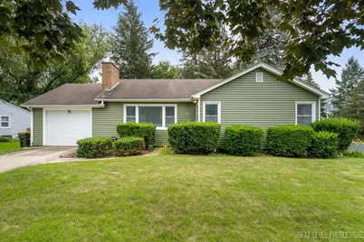129 Weaver Drive, Cary, IL 60013 - Photo 1