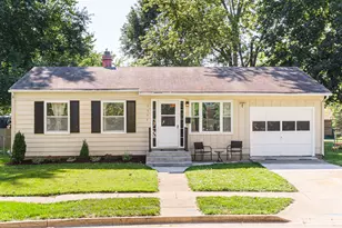 1537 Hulmes Dr, Dekalb, IL 60115 - Photo 1