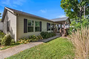 204 E Sherman St, Saint John, IL 61873 - Photo 1