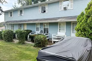 2345 E Maple St, Kankakee, IL 60901 - Photo 1