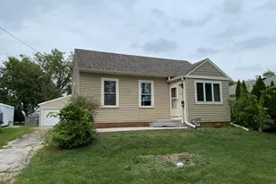 114 E Richmond St, Westmont, IL 60559 - Photo 1