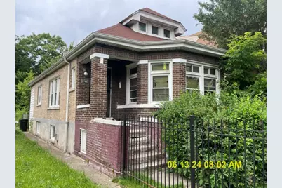 5748 S Laflin Street, Chicago, IL 60636 - Photo 1