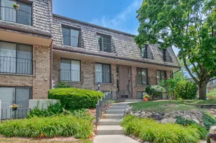 1721 Northfield Square, Northfield, IL 60093 - Photo 1