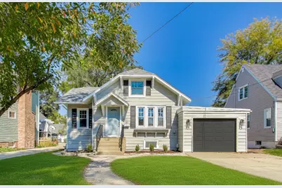 421 E Indiana Street, Wheaton, IL 60187 - Photo 1