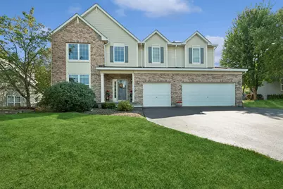 1847 Natures Court, Lindenhurst, IL 60046 - Photo 1