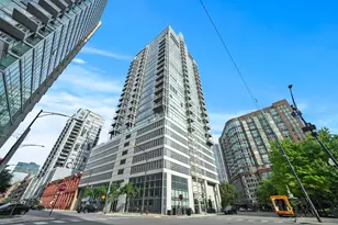 653 N Kingsbury St, Chicago, IL 60654 - Photo 1