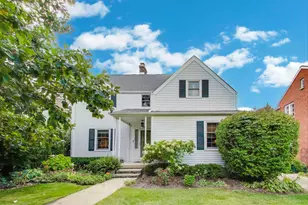 908 Lexington St, Wheaton, IL 60187 - Photo 1